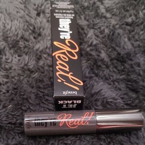 Benefit They’re Real! Mascara in Jet Black
